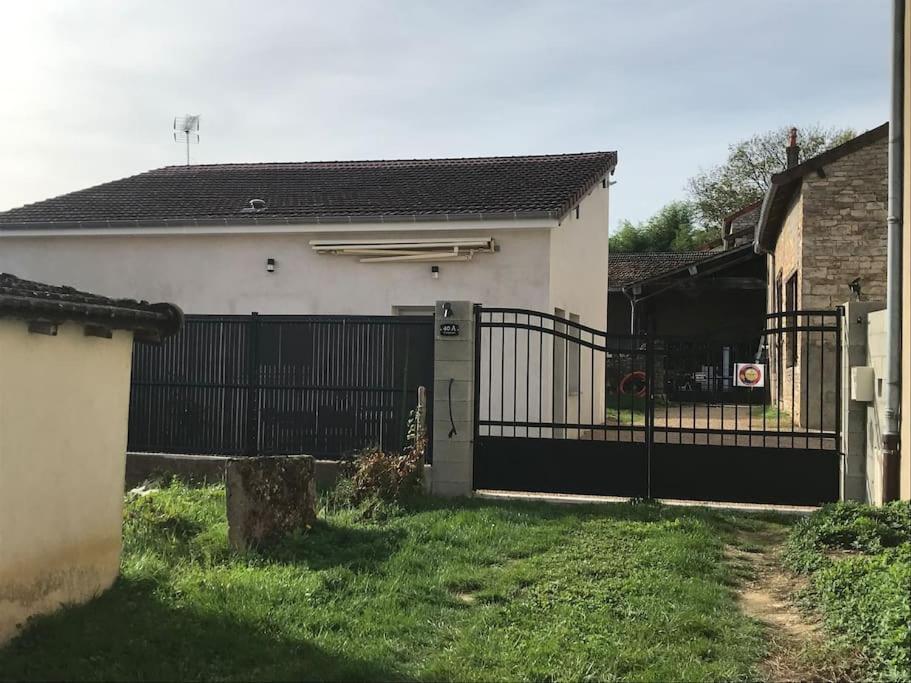 L'Imprevu Est Une Maison Individuelle. Sennecey-le-Grand Exterior photo